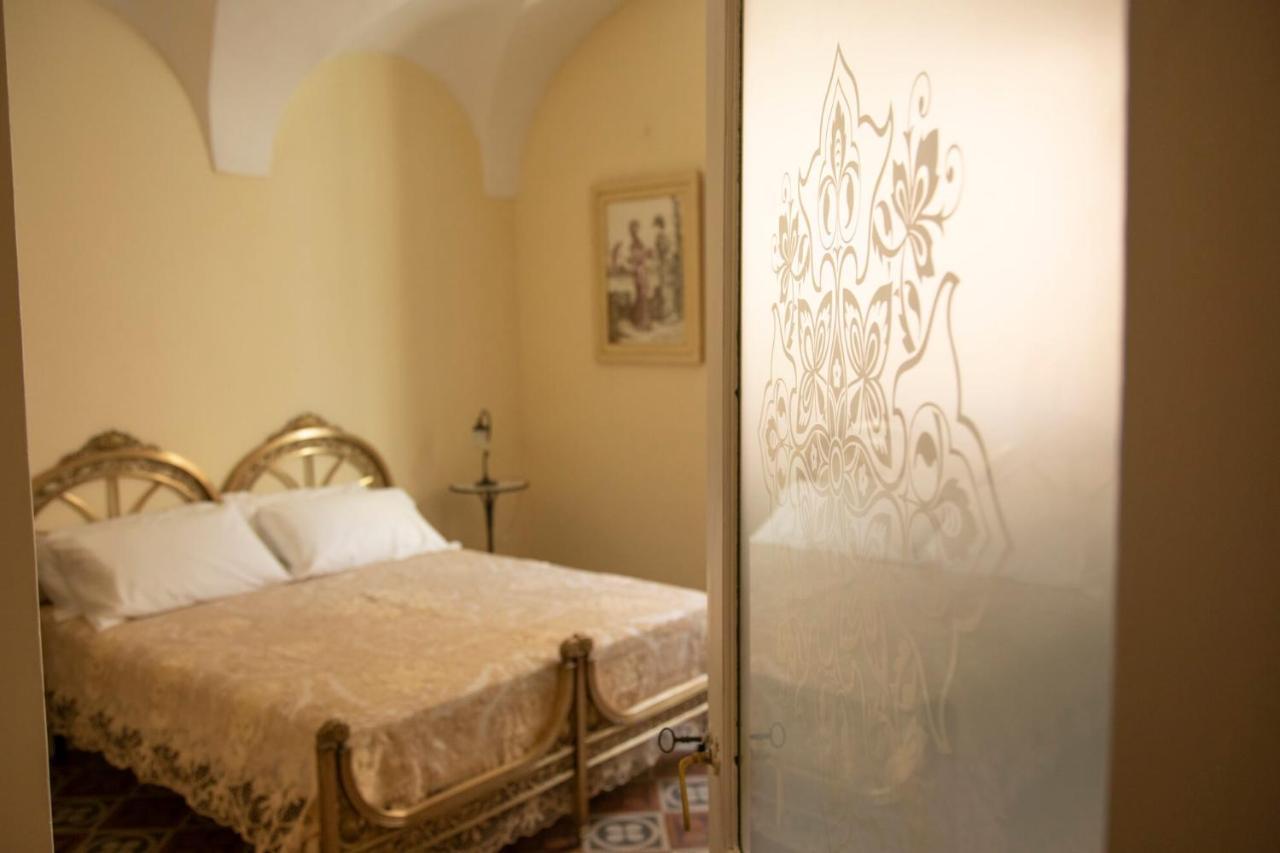B&B Palazzo Lombardi Lucera Bagian luar foto